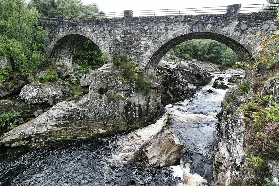 173 | 2009 | Black Water Bridge | © carsten riede fotografie