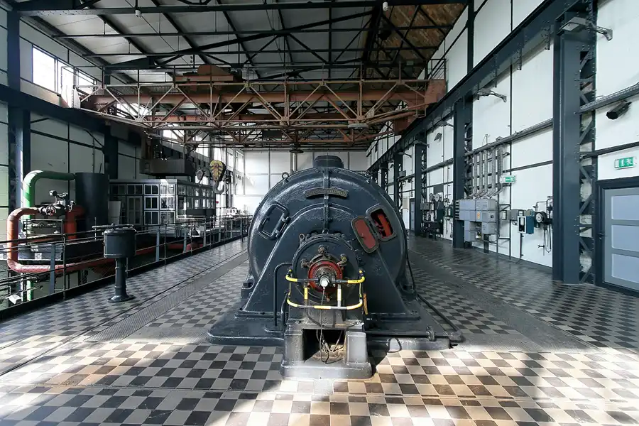 025 | 2009 | Plessa | Kraftwerk | © carsten riede fotografie