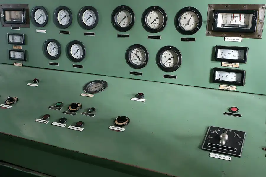 045 | 2009 | Plessa | Kraftwerk | © carsten riede fotografie