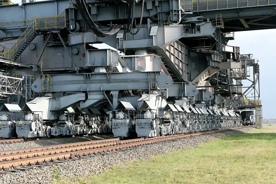 070 | 2009 | Lichterfeld | Abraumförderbrücke F60 | © carsten riede fotografie