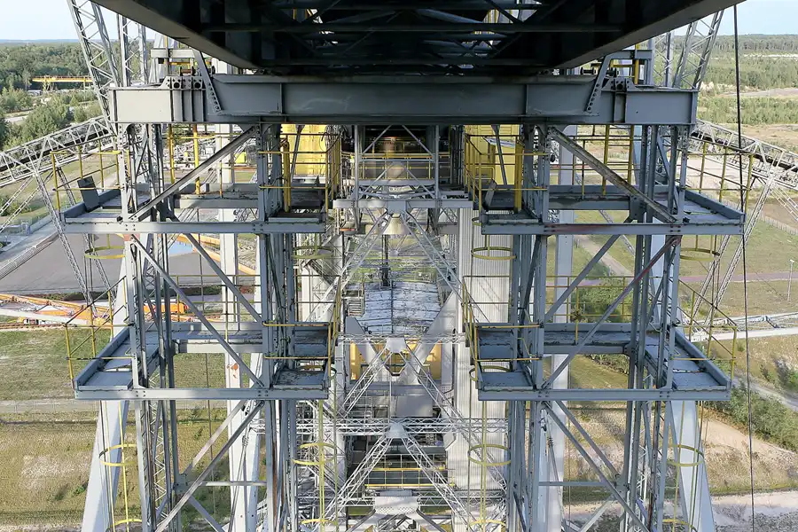 087 | 2009 | Lichterfeld | Abraumförderbrücke F60 | © carsten riede fotografie