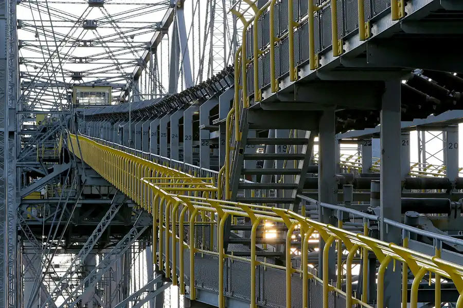 090 | 2009 | Lichterfeld | Abraumförderbrücke F60 | © carsten riede fotografie