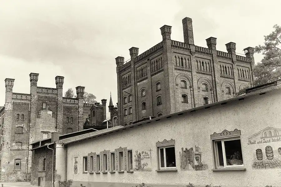 093 | 2009 | Magdeburg | Diamant Brauerei | © carsten riede fotografie