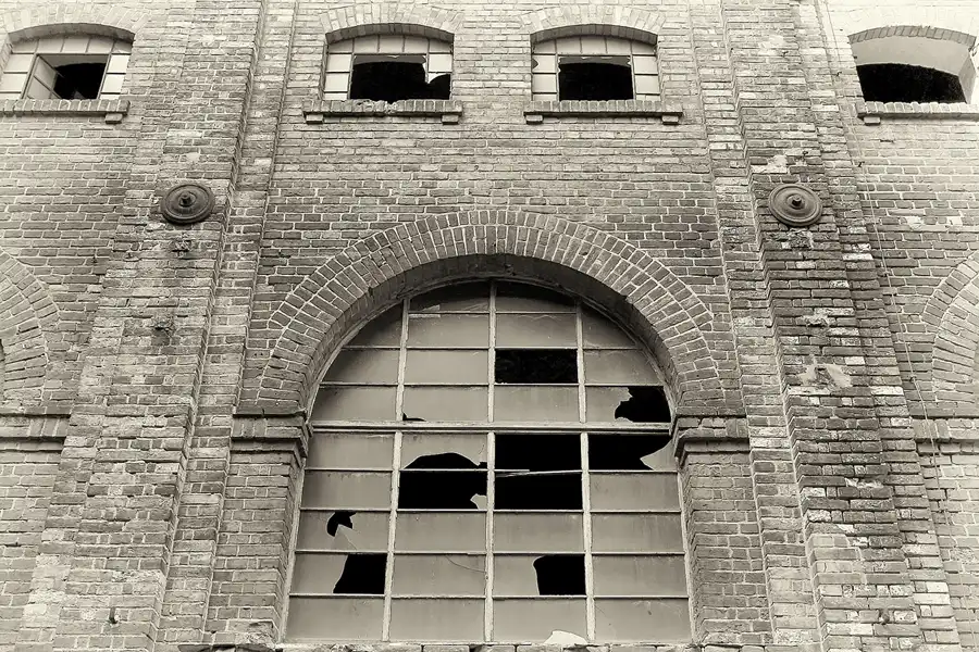 112 | 2009 | Magdeburg | Diamant Brauerei | © carsten riede fotografie