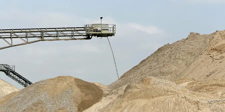 129 | 2009 | Barleben | Kies- und Baustoffwerke | © carsten riede fotografie