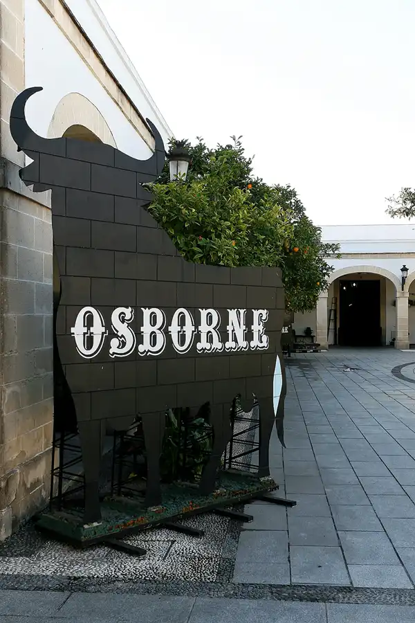 022 | 2009 | El Puerto De Santa Maria | Osborne Bodega De Mora | © carsten riede fotografie