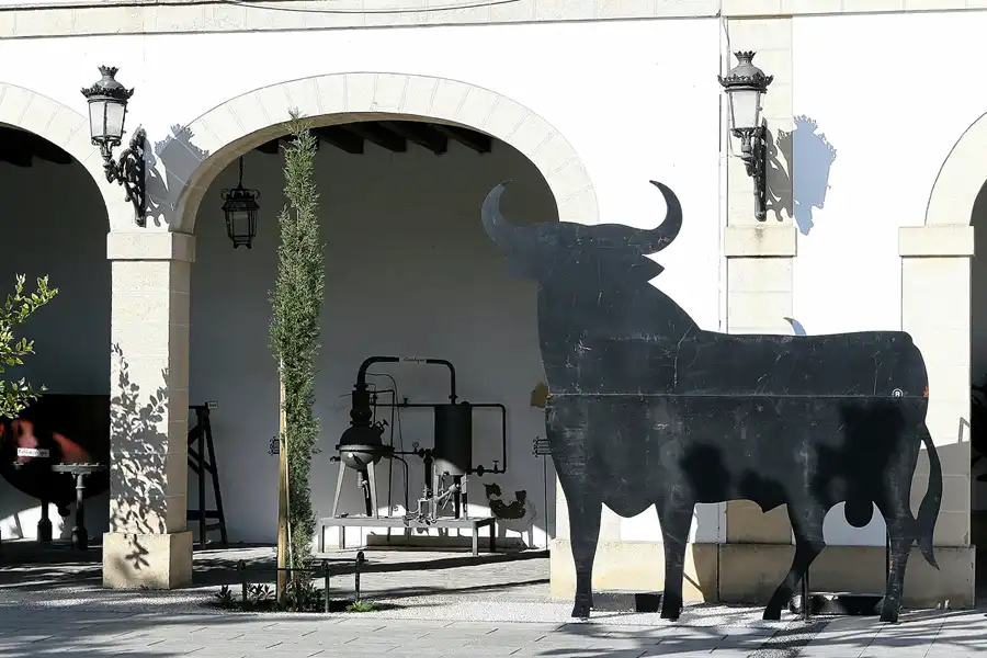 023 | 2009 | El Puerto De Santa Maria | Osborne Bodega De Mora | © carsten riede fotografie