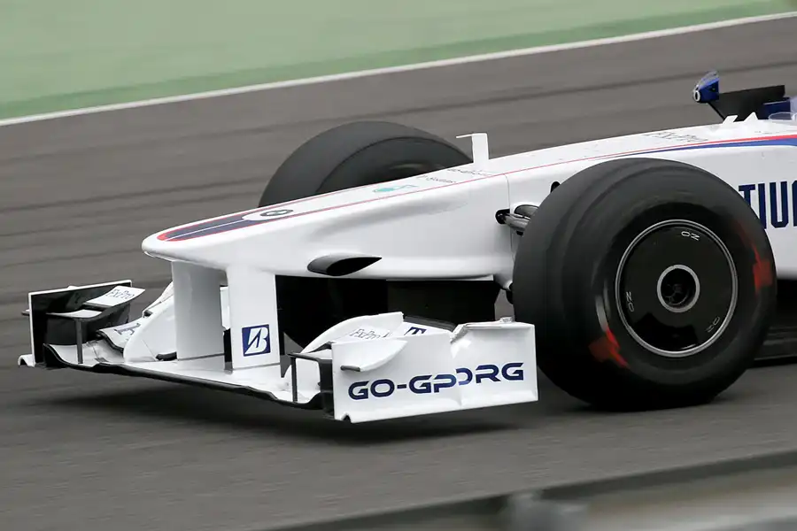 001 | 2009 | Jerez De La Frontera | BMW Sauber-BMW F1.09 | Bertrand Baguette | © carsten riede fotografie