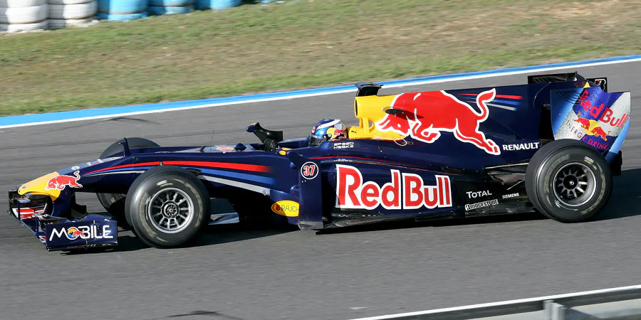 119 | 2009 | Jerez De La Frontera | Red Bull-Renault RB5 | Daniel Ricciardo | © carsten riede fotografie