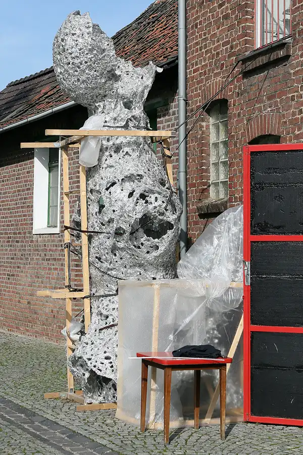 112 | 2010 | Hülchrath | © carsten riede fotografie