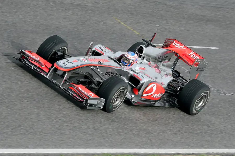 080 | 2010 | Barcelona | McLaren-Mercedes Benz MP4-25 | Jenson Button | © carsten riede fotografie