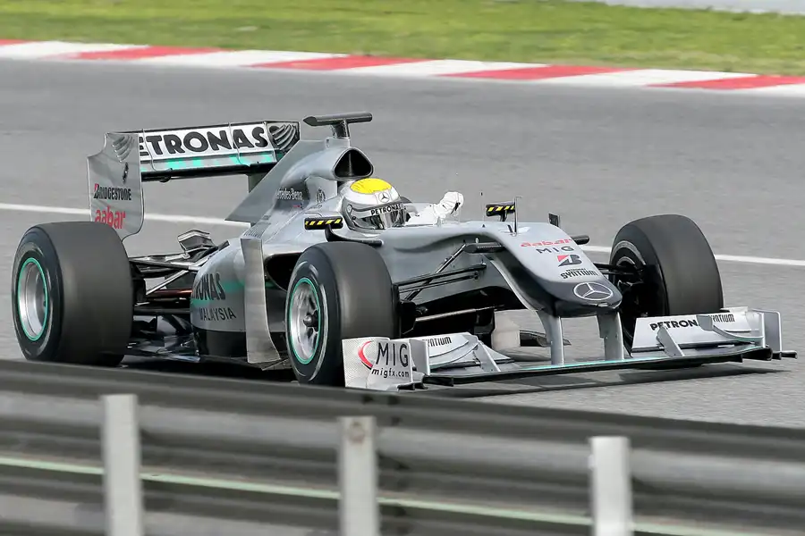 098 | 2010 | Barcelona | Mercedes Benz W01 | Nico Rosberg | © carsten riede fotografie
