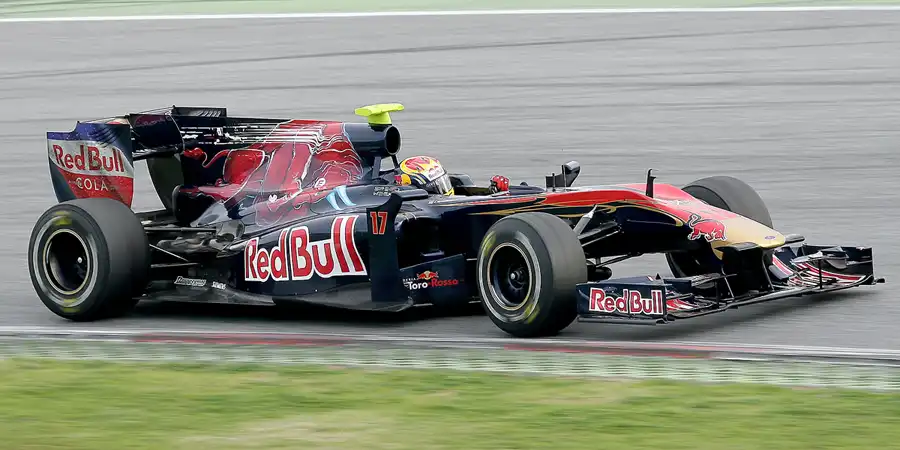 152 | 2010 | Barcelona | Toro Rosso-Ferrari STR5 | Jaime Alguersuari | © carsten riede fotografie