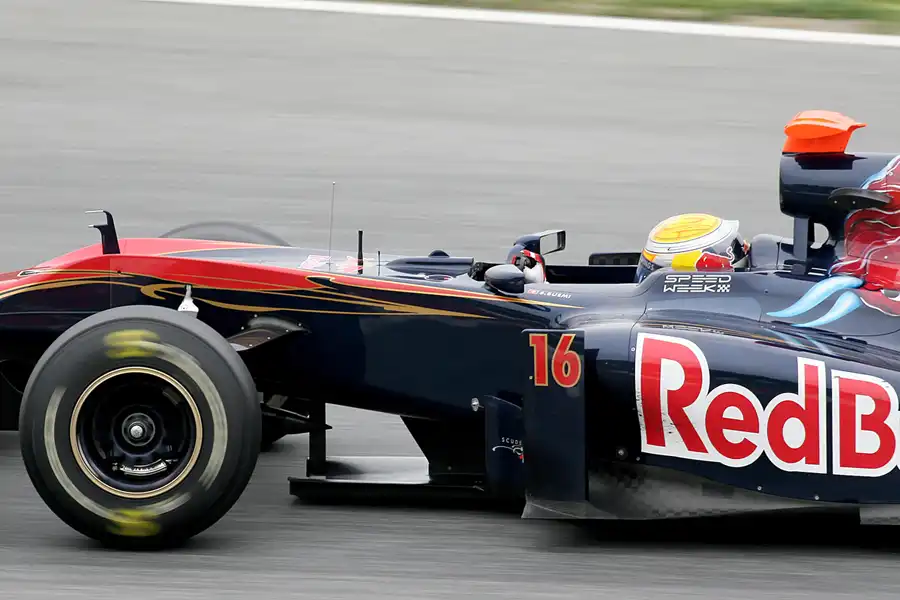 163 | 2010 | Barcelona | Toro Rosso-Ferrari STR5 | Sebastien Buemi | © carsten riede fotografie