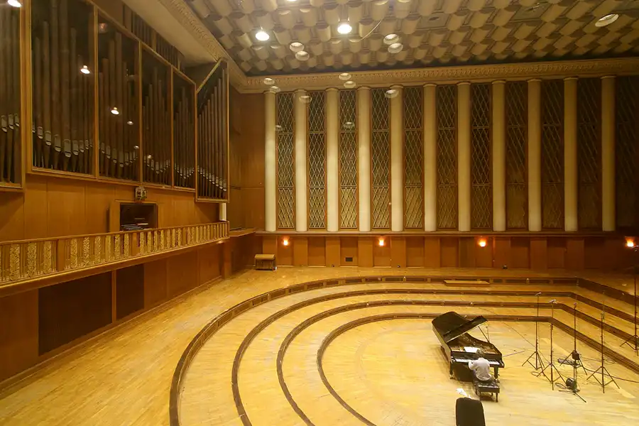 021 | 2010 | Berlin | Funkhaus Nalepastrasse | © carsten riede fotografie