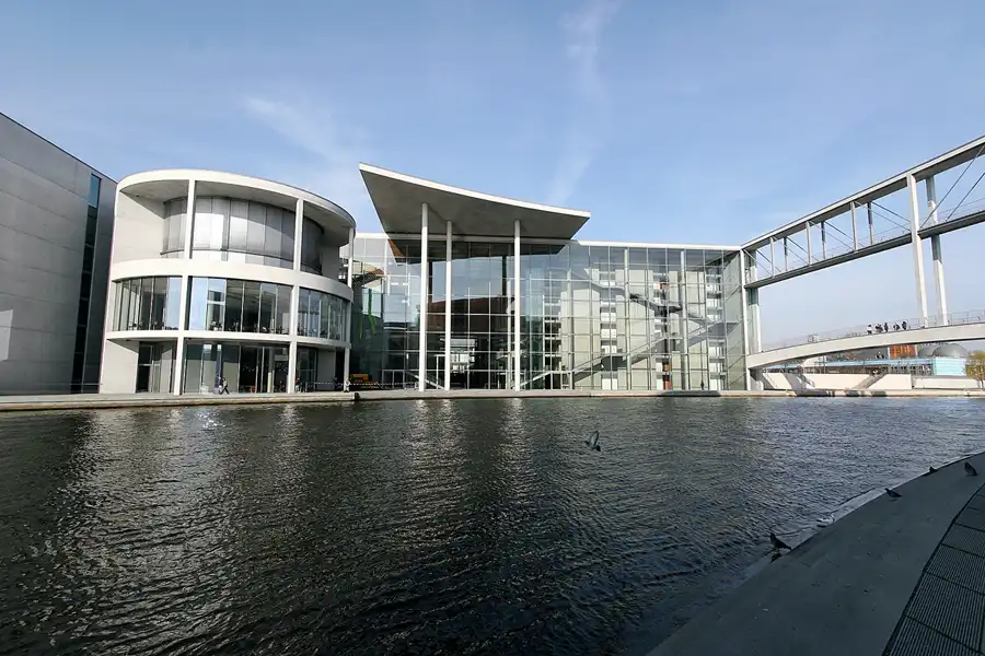 006 | 2010 | Berlin | Regierungsviertel | © carsten riede fotografie