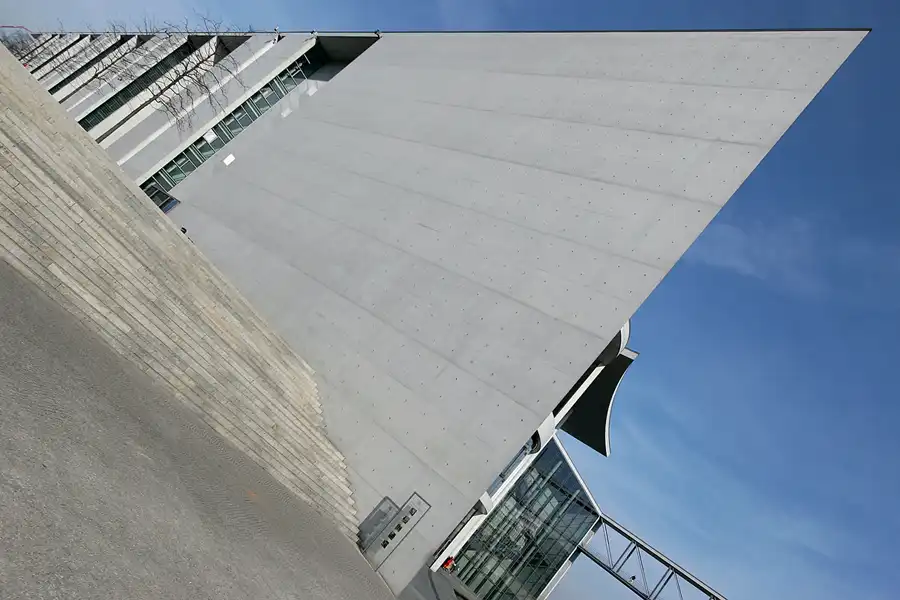 020 | 2010 | Berlin | Regierungsviertel | © carsten riede fotografie