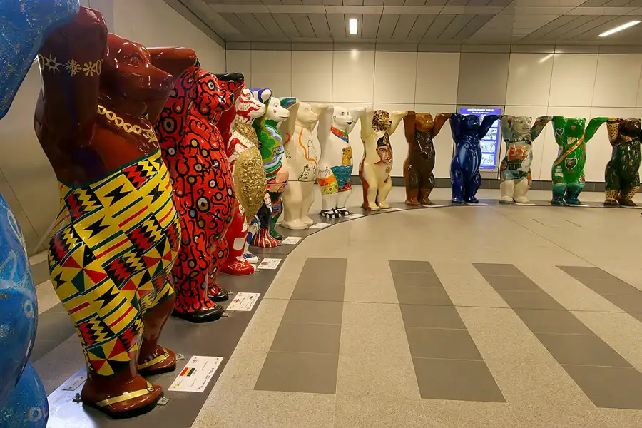 049 | 2010 | Berlin | United Buddy Bears | © carsten riede fotografie