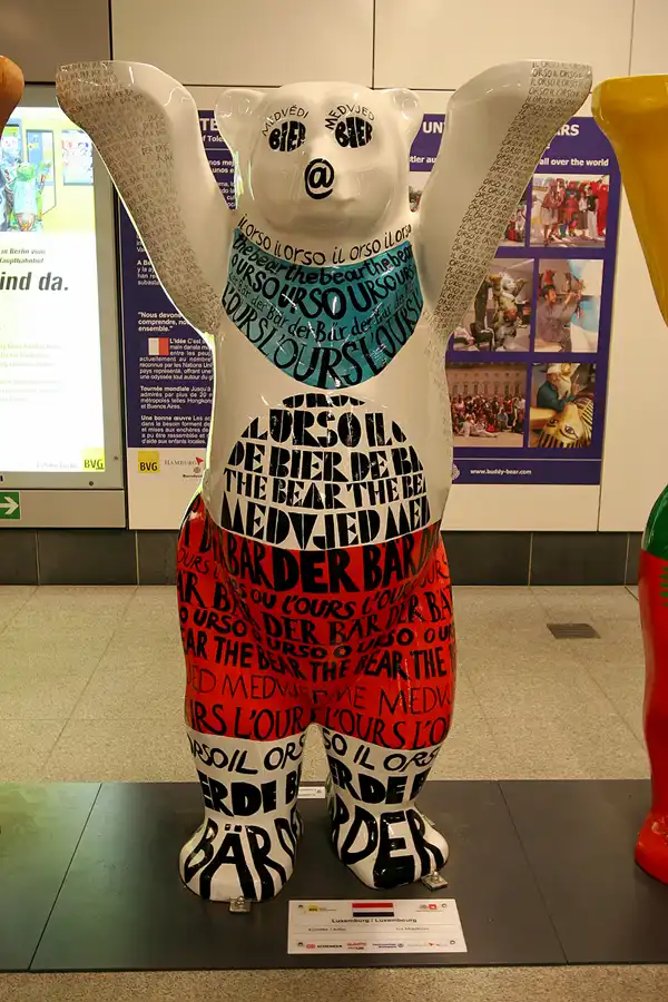 053 | 2010 | Berlin | United Buddy Bears | © carsten riede fotografie