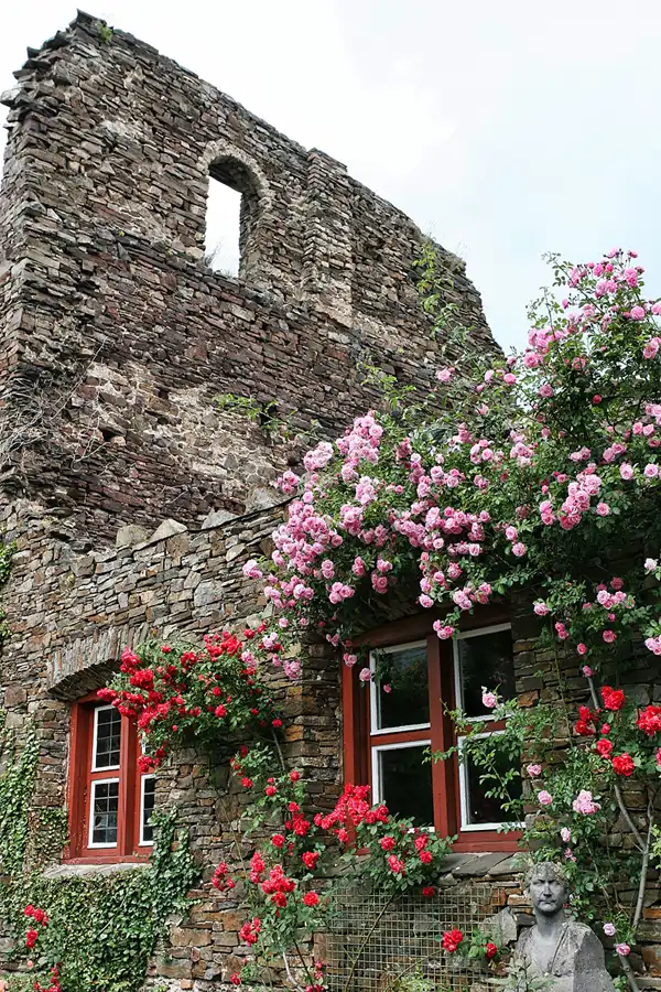 003 | 2010 | Alken | Burg Thurant | © carsten riede fotografie