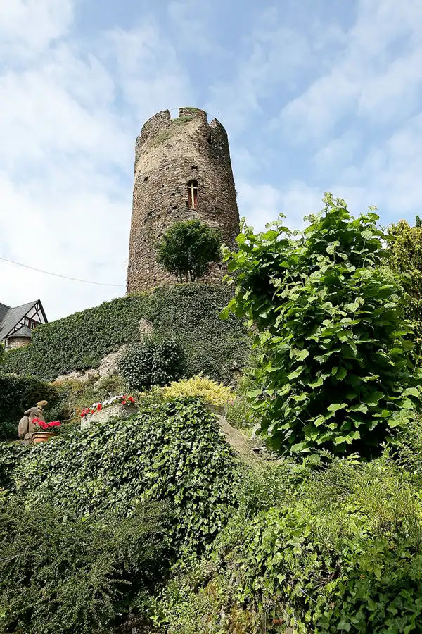 008 | 2010 | Alken | Burg Thurant | © carsten riede fotografie