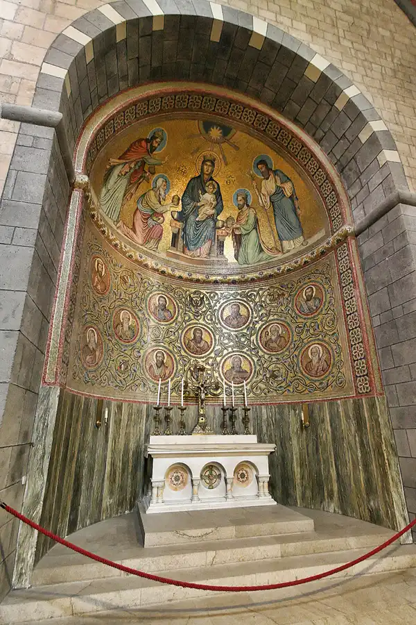 088 | 2010 | Maria Laach | © carsten riede fotografie