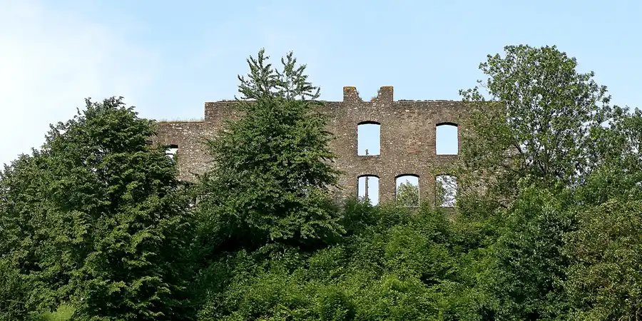 125 | 2010 | Ulmen | Burg Ulmen | © carsten riede fotografie