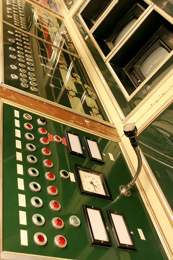 013 | 2010 | Ahrweiler | Regierungsbunker 'Rosengarten' | © carsten riede fotografie