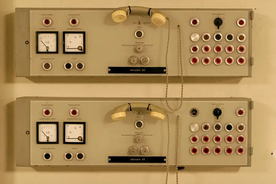 019 | 2010 | Ahrweiler | Regierungsbunker 'Rosengarten' | © carsten riede fotografie