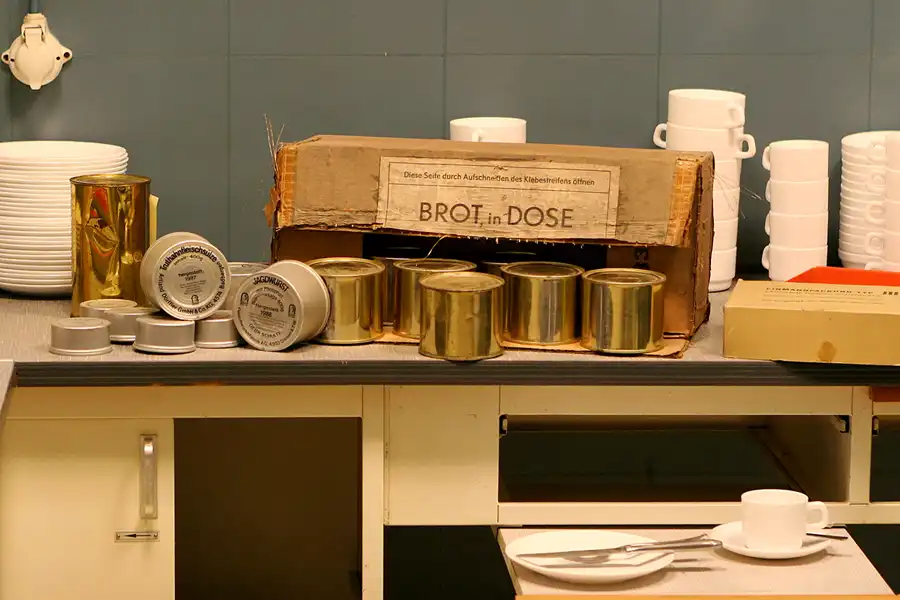 033 | 2010 | Ahrweiler | Regierungsbunker 'Rosengarten' | © carsten riede fotografie