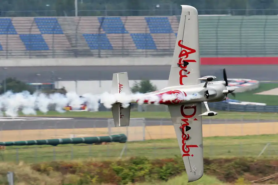 013 | 2010 | Eurospeedway | Red Bull Air Race – Hannes Arch | © carsten riede fotografie