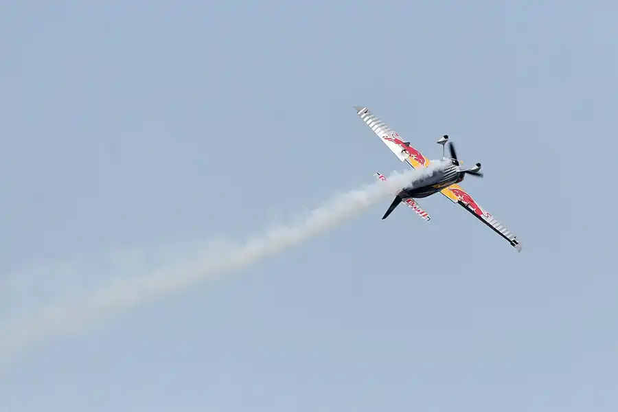 092 | 2010 | Eurospeedway | Red Bull Air Race – Peter Besenyei | © carsten riede fotografie