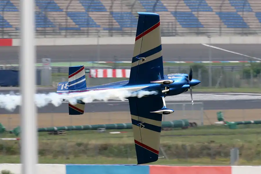 098 | 2010 | Eurospeedway | Red Bull Air Race – Sergey Rakhmanin | © carsten riede fotografie