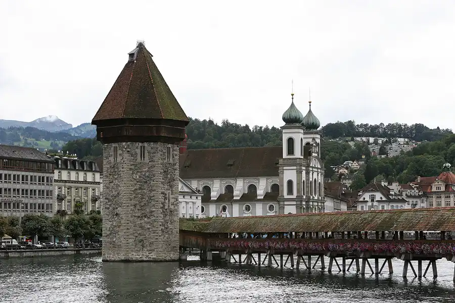 067 | 2010 | Luzern | © carsten riede fotografie