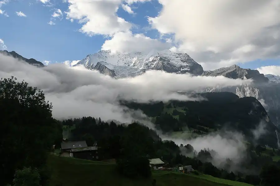 007 | 2010 | Lauterbrunnen – Kleine Scheidegg | Zahnradbahnfahrt | © carsten riede fotografie