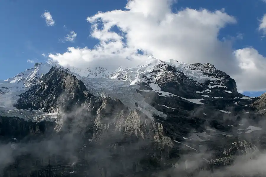 011 | 2010 | Lauterbrunnen – Kleine Scheidegg | Zahnradbahnfahrt | © carsten riede fotografie