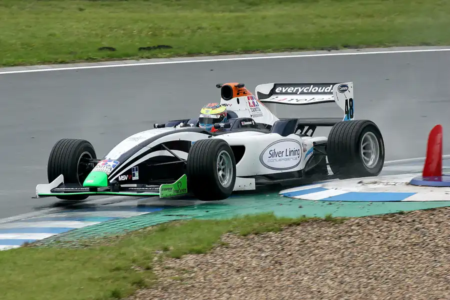 016 | 2010 | Motorsport Arena Oschersleben | FIA Formula 2 | © carsten riede fotografie