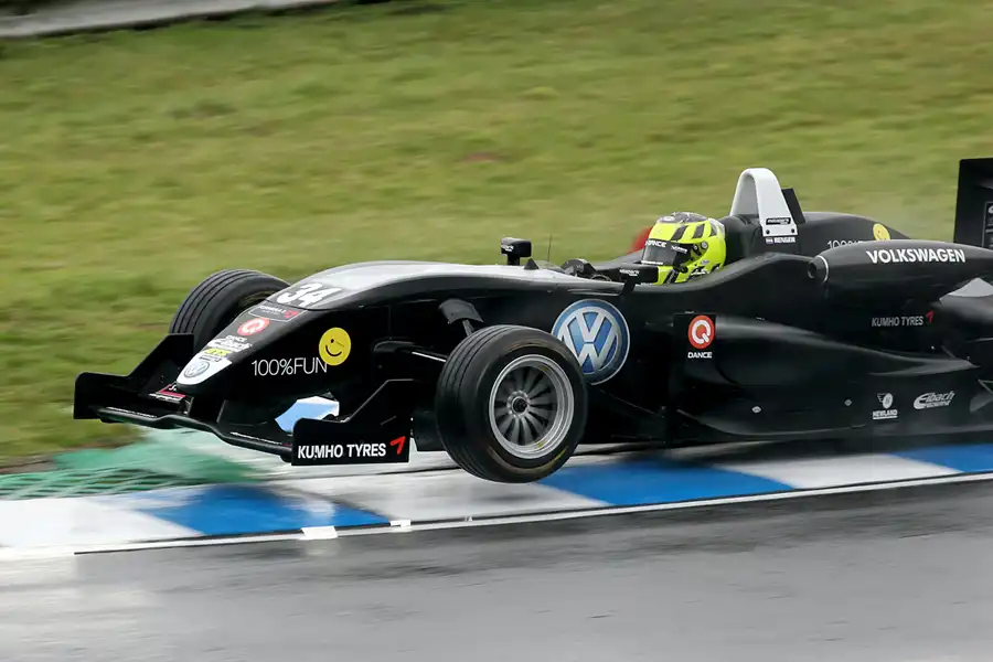 021 | 2010 | Motorsport Arena Oschersleben | Formula 3 Euro Series | © carsten riede fotografie