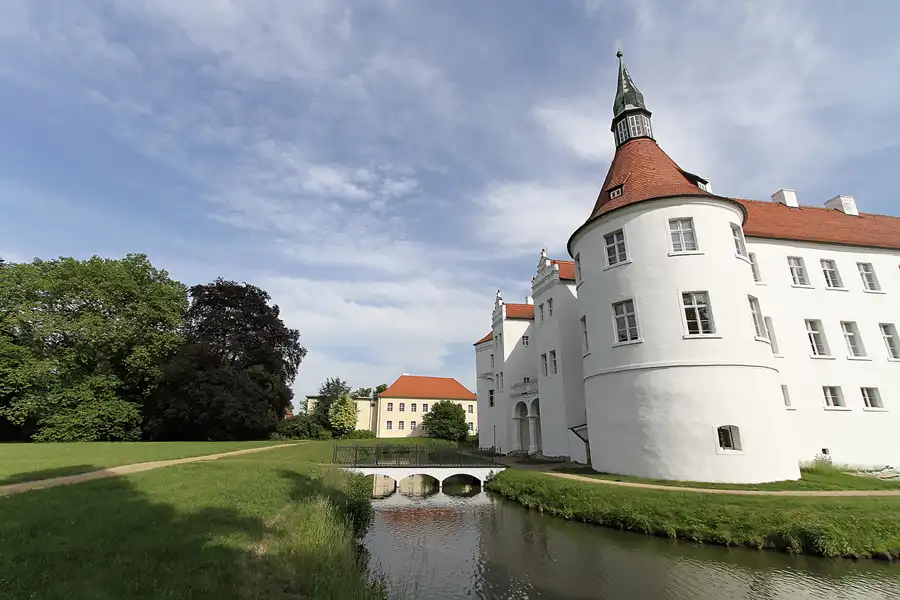 104 | 2011 | Fürstlich Drehna | Wasserschloss | © carsten riede fotografie
