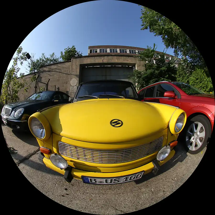 152 | 2011 | Berlin | Lichtenauer Strasse | © carsten riede fotografie