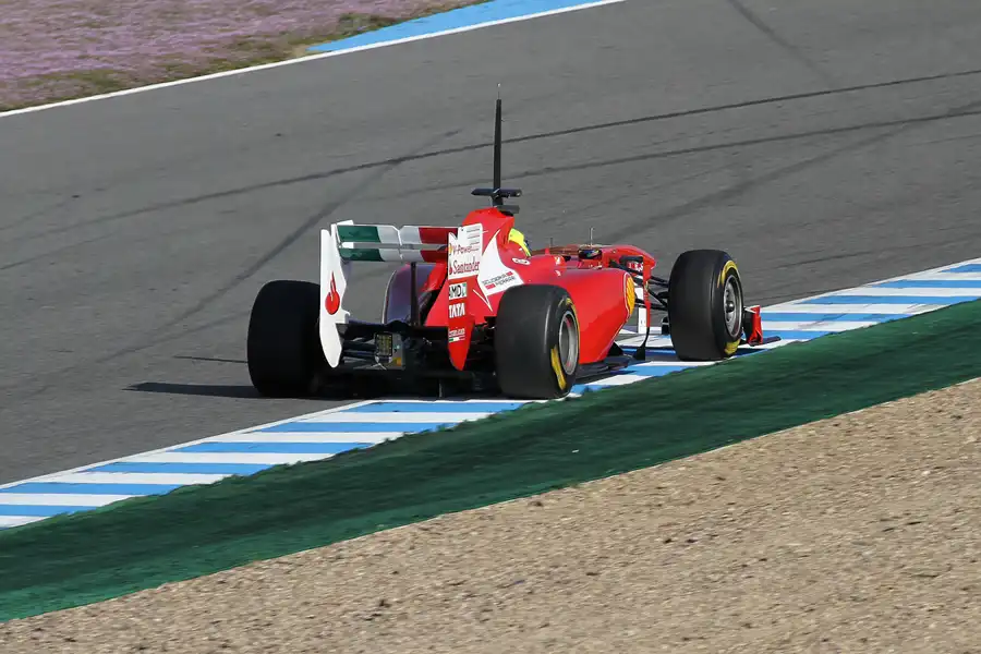017 | 2011 | Jerez De La Frontera | Ferrari 150° Italia | Felipe Massa | © carsten riede fotografie