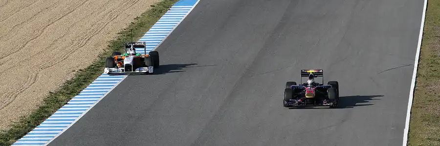 035 | 2011 | Jerez De La Frontera | Force India-Mercedes Benz VJM04 | Adrian Sutil + Toro Rosso-Ferrari STR6 | Jaime Alguersuari | © carsten riede fotografie