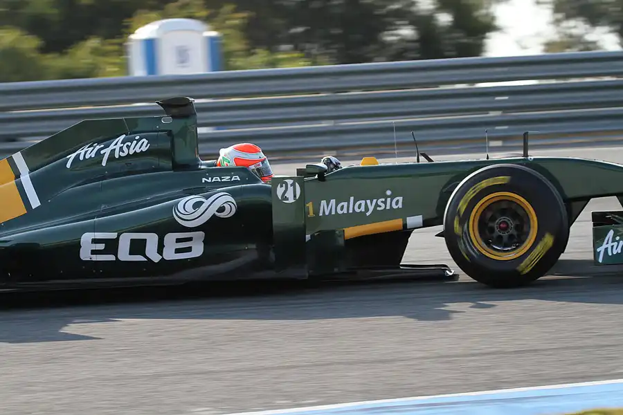 048 | 2011 | Jerez De La Frontera | Lotus-Renault T128 | Jarno Trulli | © carsten riede fotografie