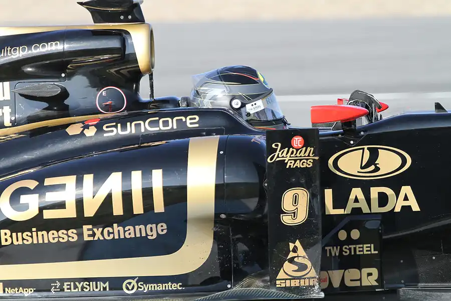 125 | 2011 | Jerez De La Frontera | Renault R31 | Nick Heidfeld | © carsten riede fotografie