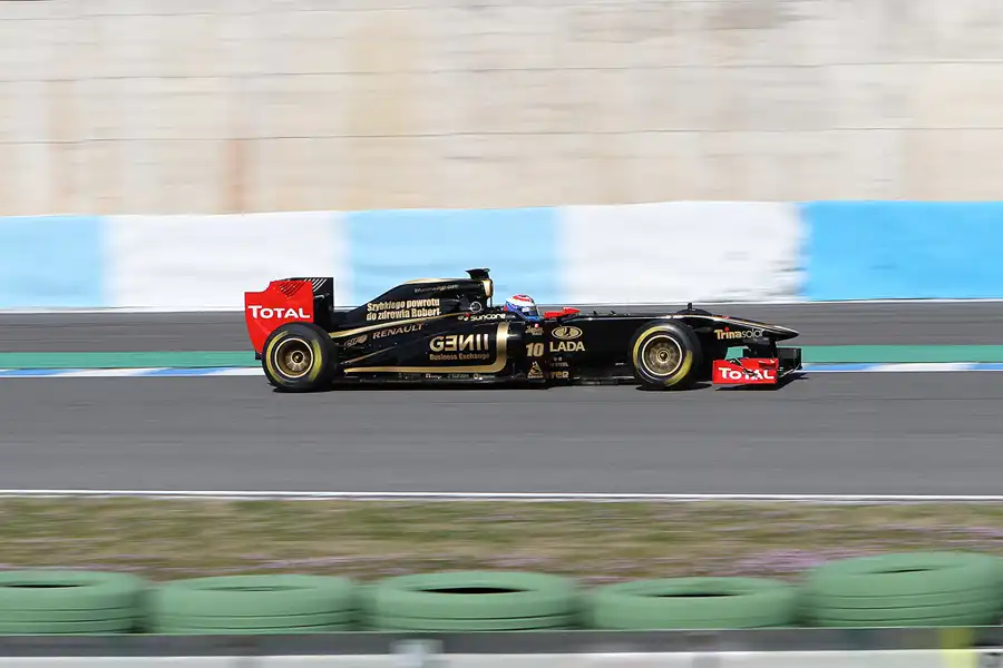 136 | 2011 | Jerez De La Frontera | Renault R31 | Vitali Petrov | © carsten riede fotografie