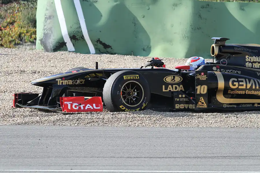 142 | 2011 | Jerez De La Frontera | Renault R31 | Vitali Petrov | © carsten riede fotografie