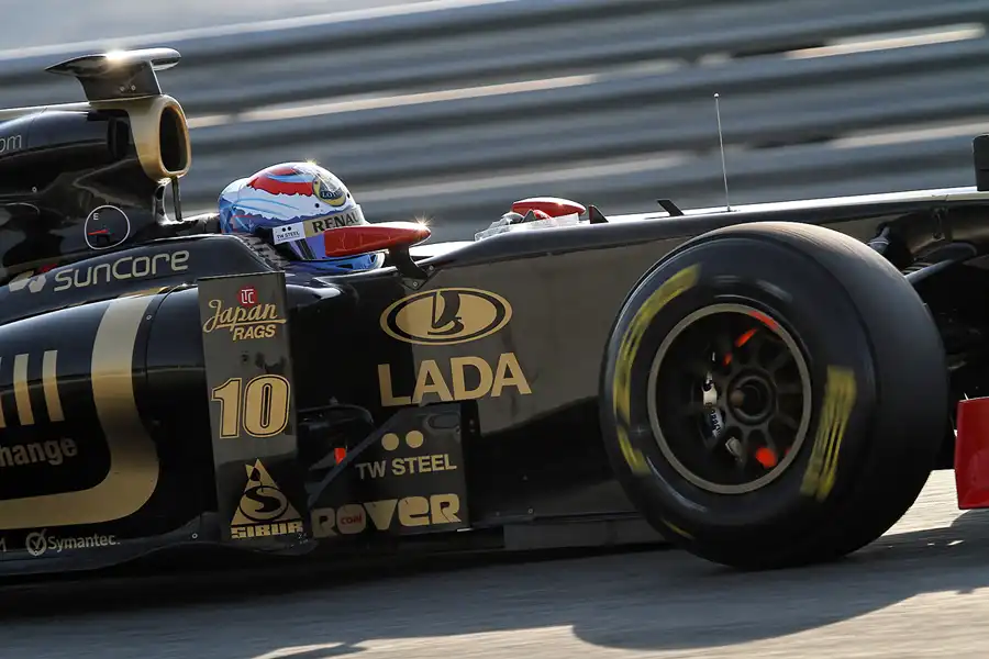 145 | 2011 | Jerez De La Frontera | Renault R31 | Vitali Petrov | © carsten riede fotografie