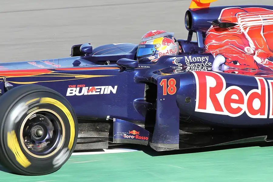 173 | 2011 | Jerez De La Frontera | Toro Rosso-Ferrari STR6 | Sebastien Buemi | © carsten riede fotografie