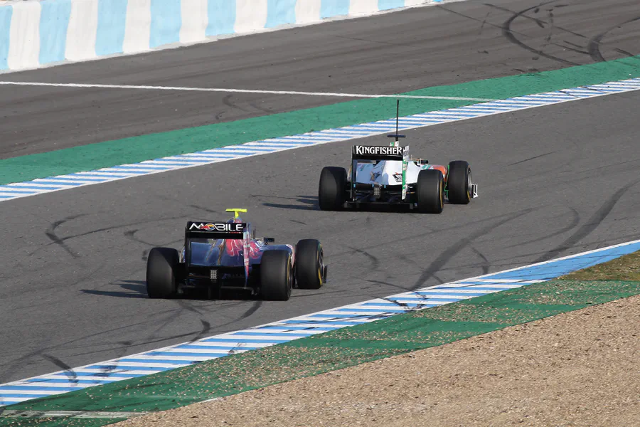 169 | 2011 | Jerez De La Frontera | Toro Rosso-Ferrari STR6 | Jaime Alguersuari + Force India-Mercedes Benz VJM04 | Adrian Sutil | © carsten riede fotografie