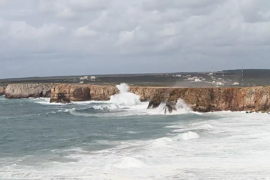 023 | 2011 | Enseada Do Beliche | © carsten riede fotografie